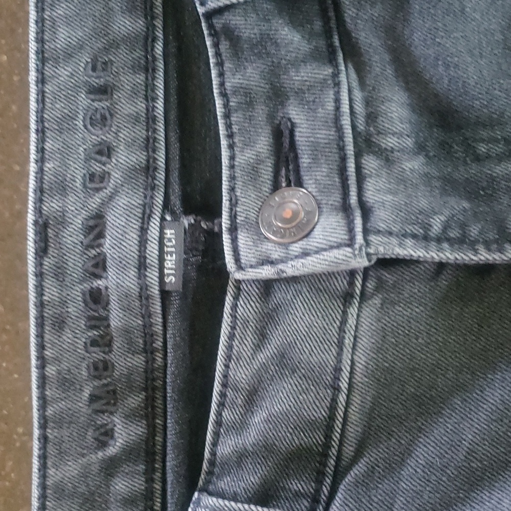 American Eagle Outfitters Stretch AE x ME Jean Gray.